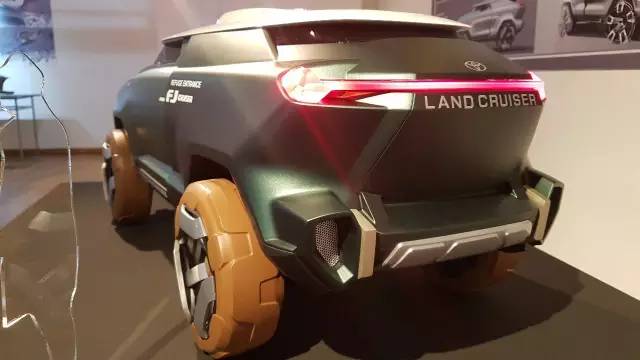 2016韩国弘益大学交通工具设计毕展欣赏