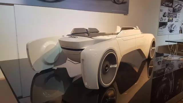 2016韩国弘益大学交通工具设计毕展欣赏