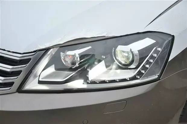 坑爹！撞车了保险公司拒赔，心好也有错？