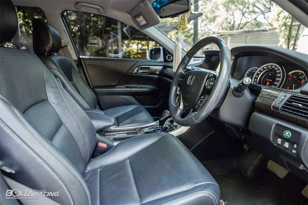 丈母娘让买雅阁 结婚第二天我就开去改装