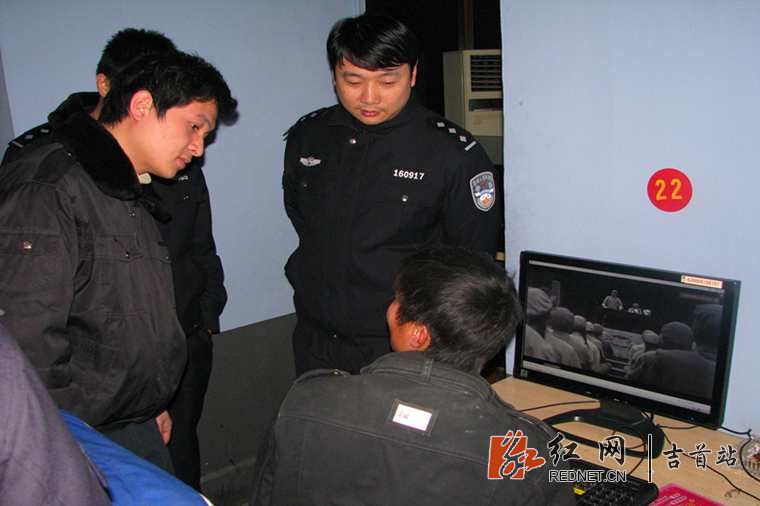 罗志强2008至2013年间先后5次荣立公安个人三等功,2015年荣立个人二等