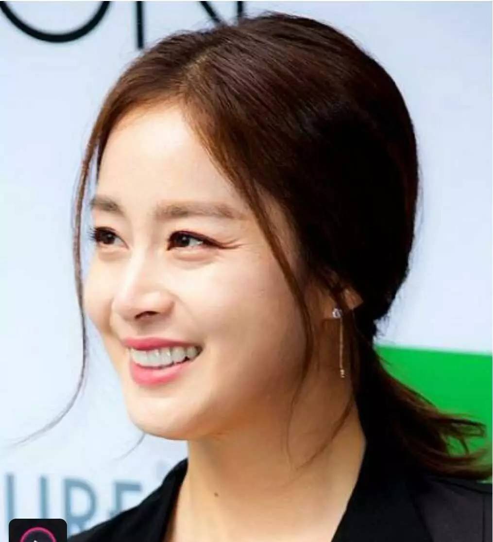 头条|"世纪美女"金泰熙称号不保!