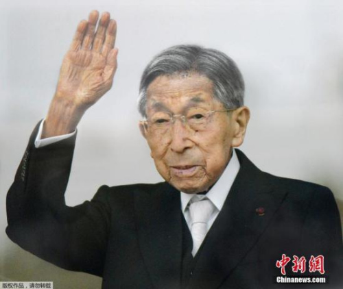 宽仁亲王:日最长寿皇族三笠宫亲王葬礼举行 安倍晋三出席 资料图:三笠宫亲王