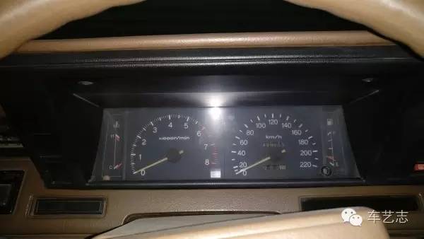 【老车实拍】三十年前的皇冠你见过么