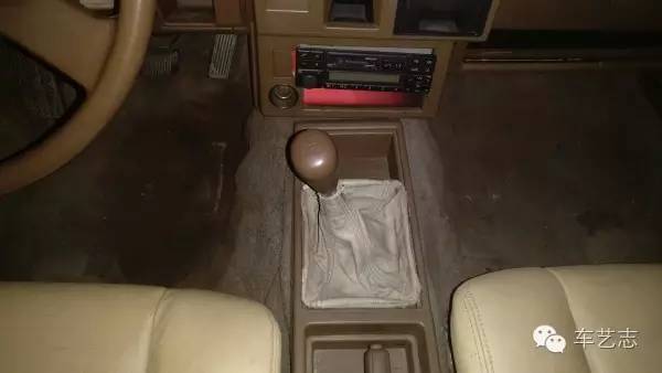 【老车实拍】三十年前的皇冠你见过么