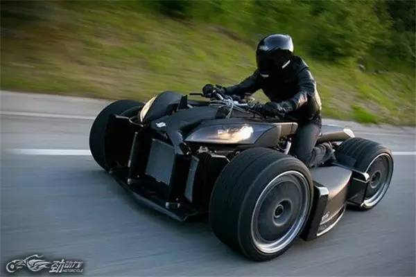 怪兽出没 请注意——Wazuma V8F