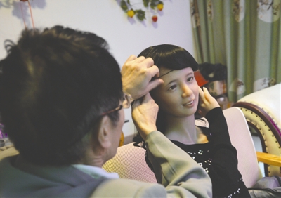8日,居住在崇州的张文良(化名)收到了来自大连爱心厂家大连蒂艾斯科技