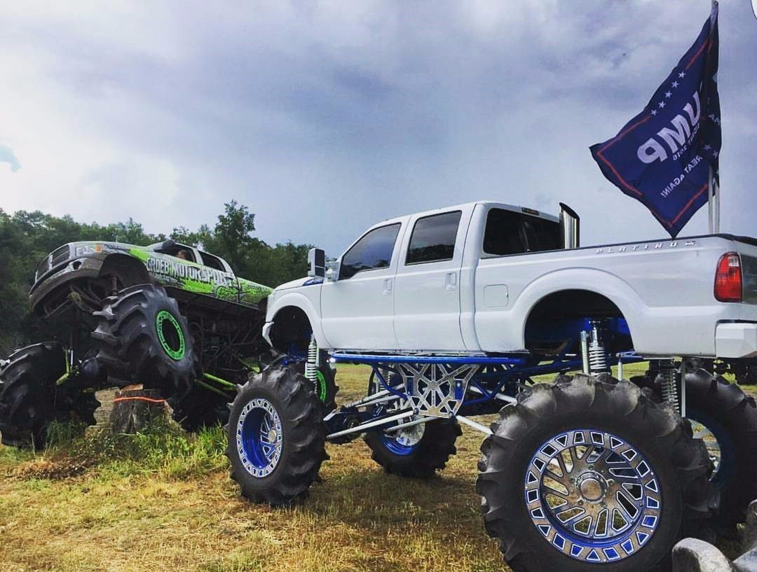 爆改皮卡竟敢把兰博基尼踩在脚下