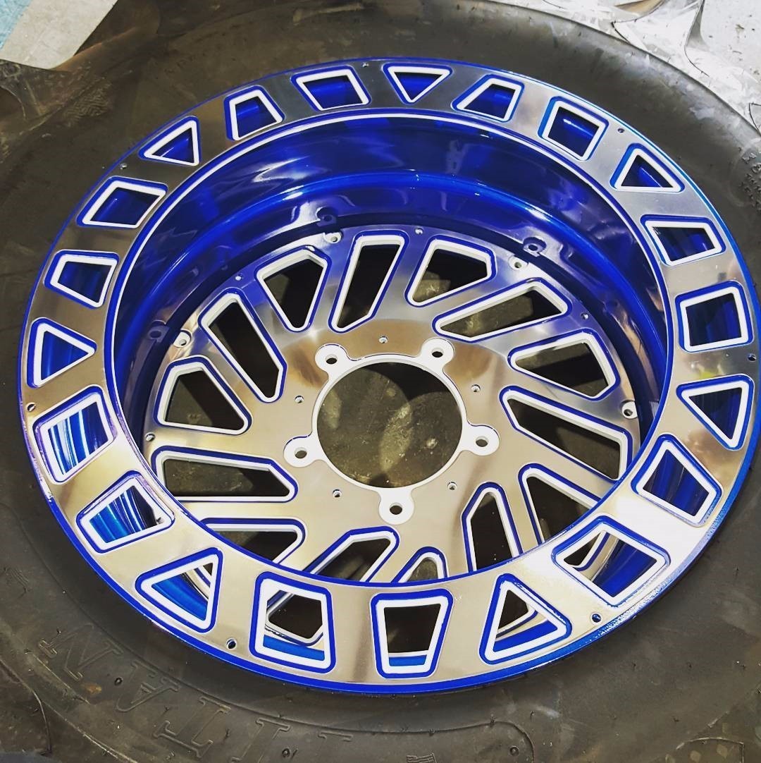 爆改皮卡竟敢把兰博基尼踩在脚下