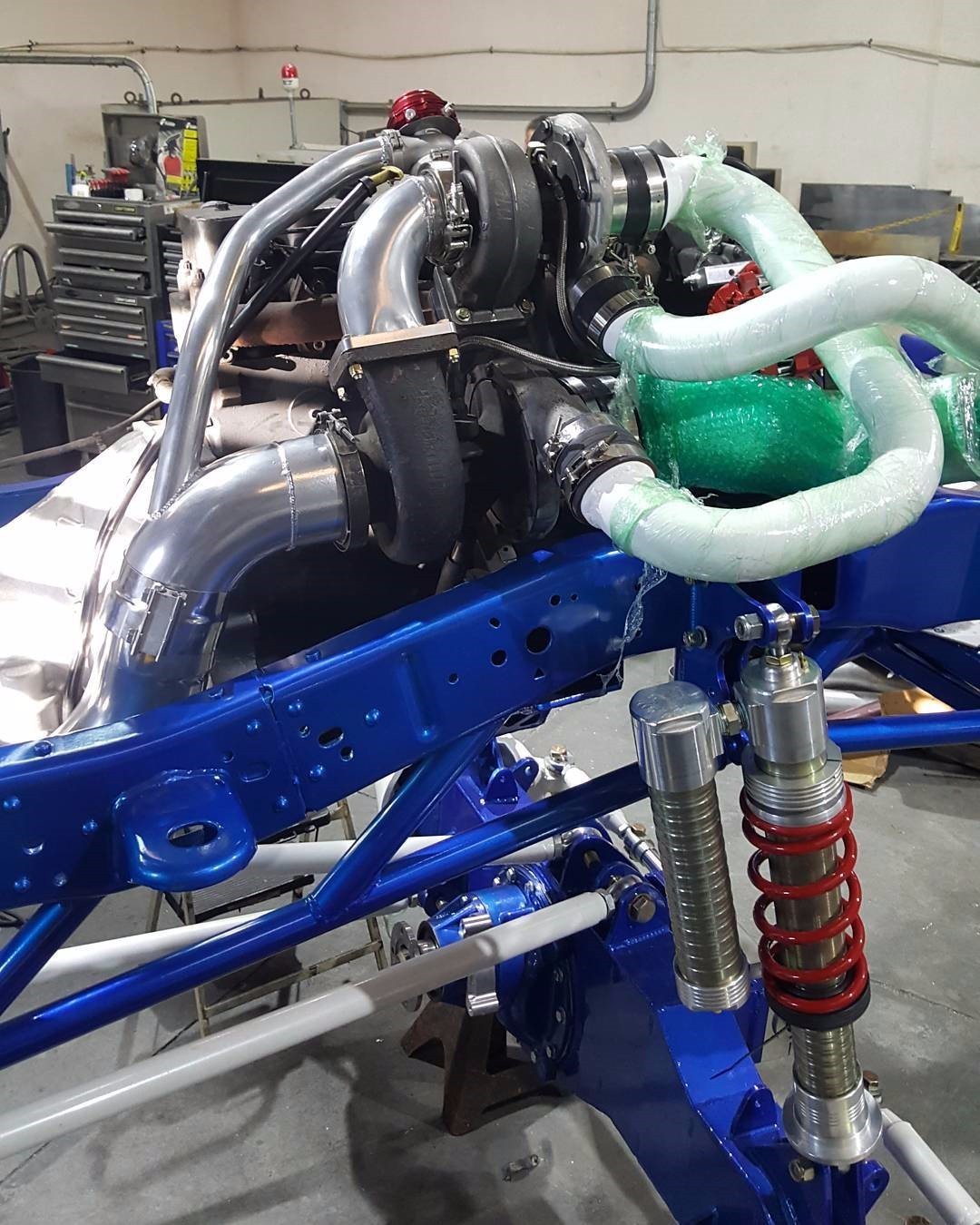 爆改皮卡竟敢把兰博基尼踩在脚下