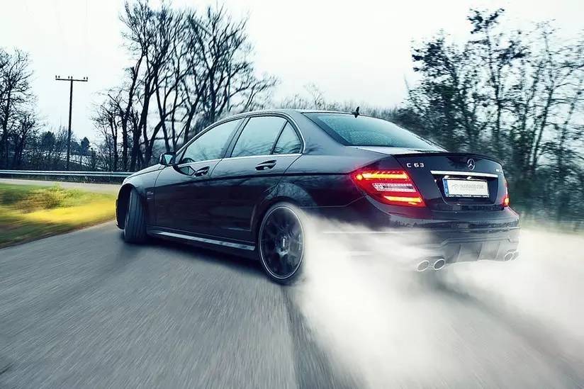 坚守V8引擎才是高性能的王道