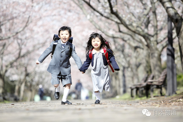 看看世界流行日本学童背包怎么这么神丨日本文