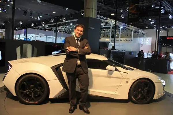 9400万 一个灯买一辆劳斯莱斯