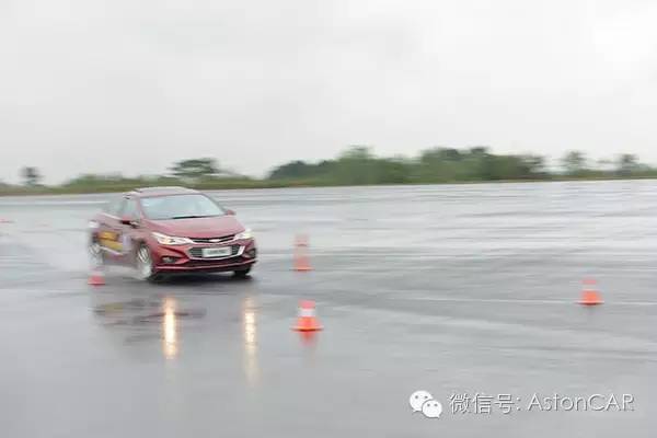 F1在美国“开不动” 八卦下美国赛车文化