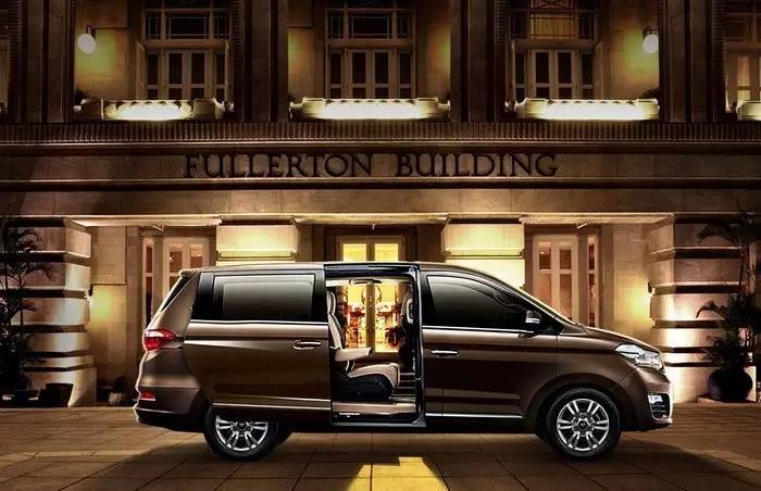 在商言商,华颂7 德式商务演绎大道至简-新浪汽车