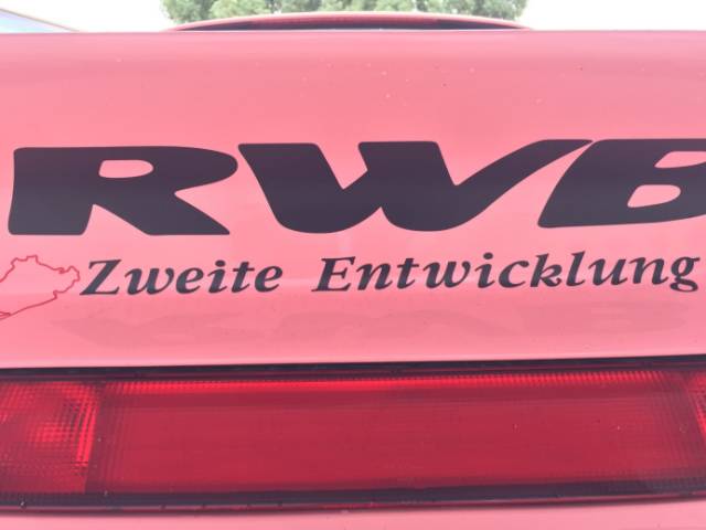 赛场实拍“粉猪”RWB宽体993