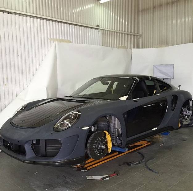 全碳纤维简直是改装界的毒物