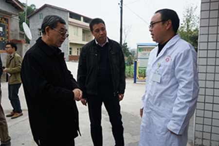 党委书记王建国带队赴广安市岳池县开展对口帮扶调研及走基层送温暖