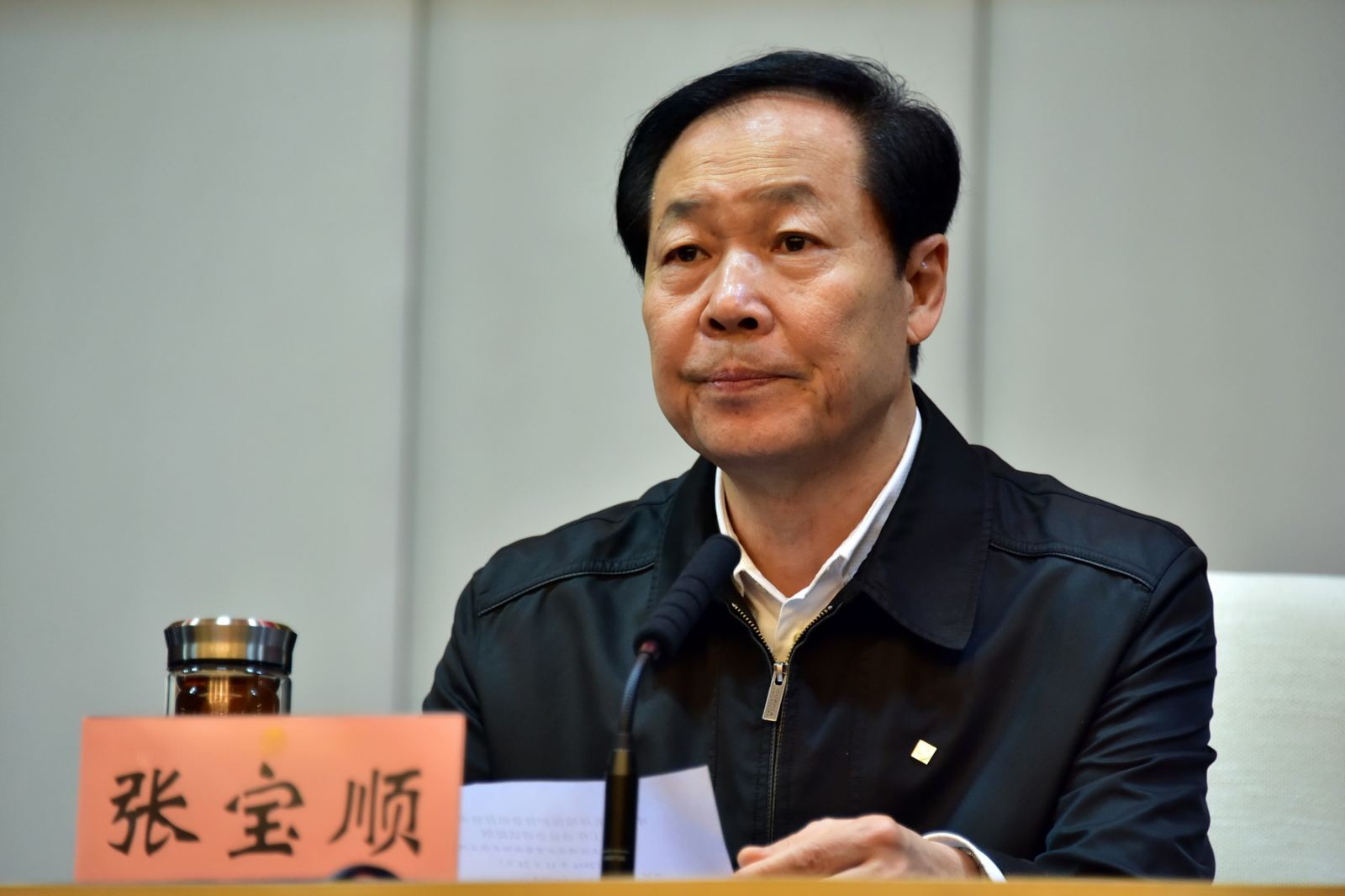 中央第五环境保护督察组组长张宝顺.摄影/章轲重庆市委书记孙政才.