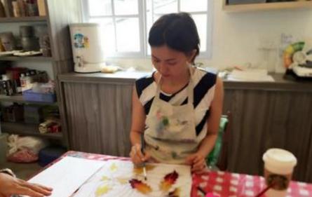 袁咏仪家的抱枕都是爱马仕,孙燕姿家和童话故