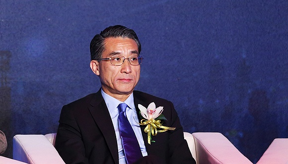 上海家化董事长谢文坚辞职 这三年公司业绩尚未转好