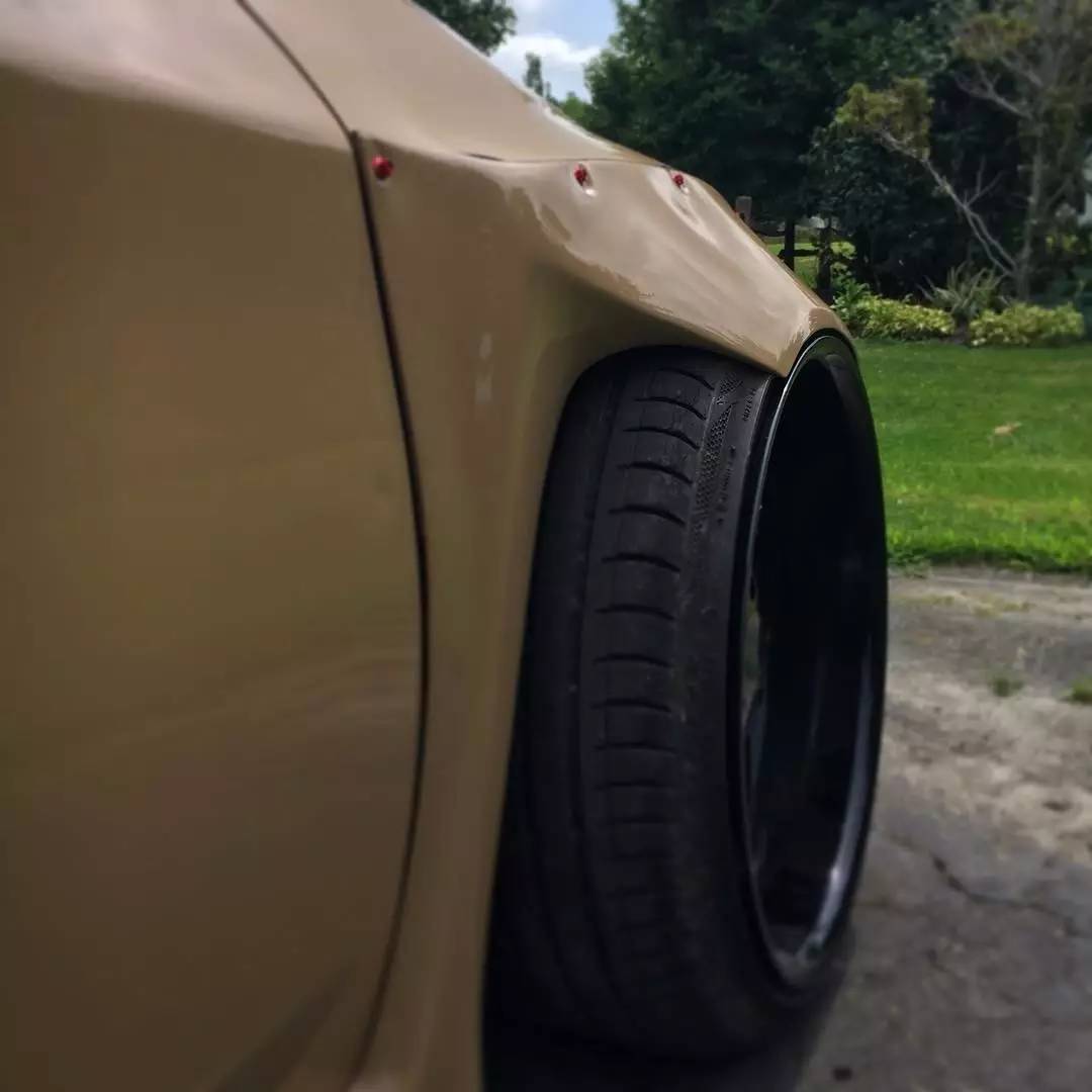 斯巴鲁WRX STI改装宽体造型