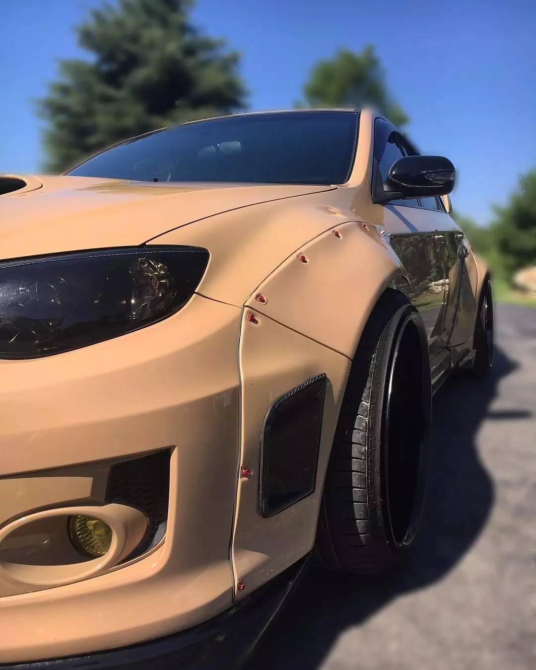 斯巴鲁WRX STI改装宽体造型