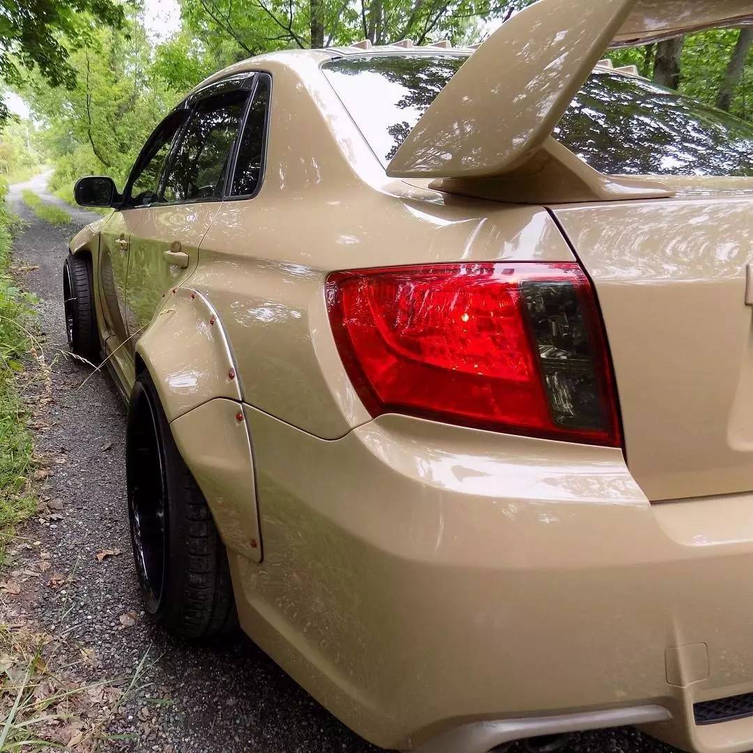斯巴鲁WRX STI改装宽体造型