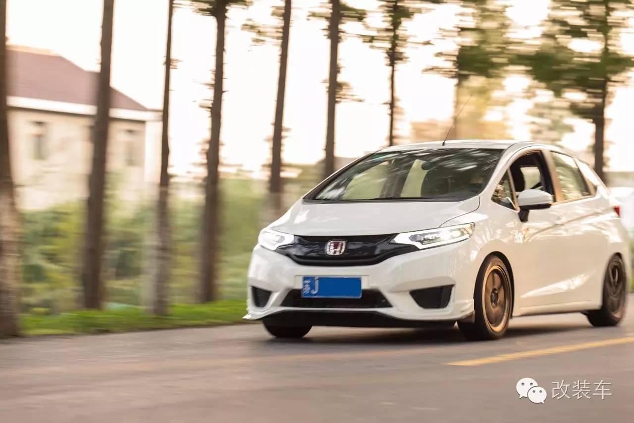 可以下赛道的买菜车 飞度GK5改装案例