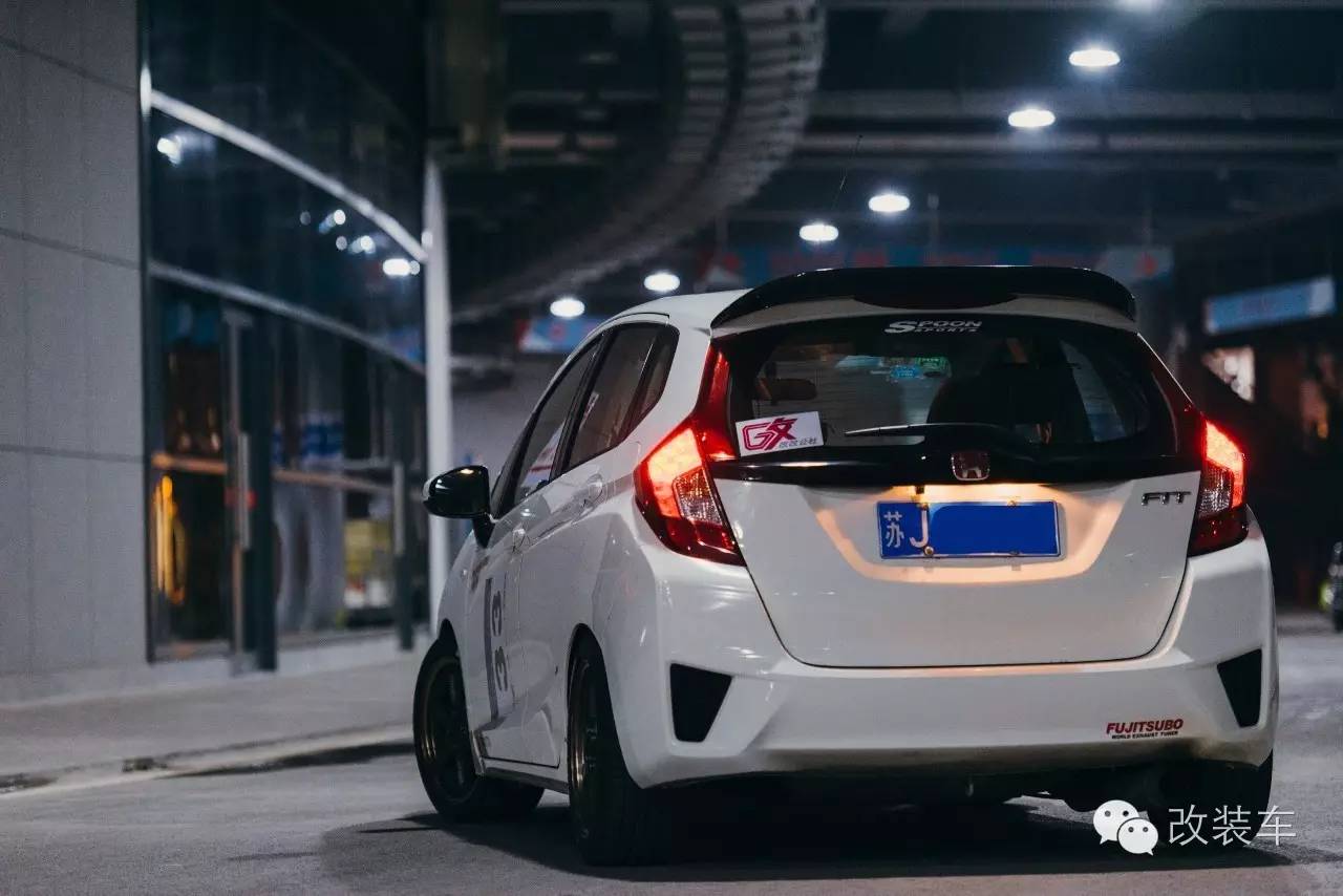 可以下赛道的买菜车 飞度GK5改装案例