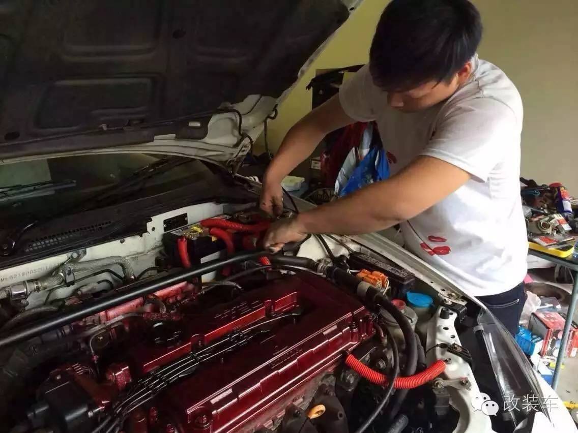 双门敞篷小跑车 本田CR-X DelSol改装案例