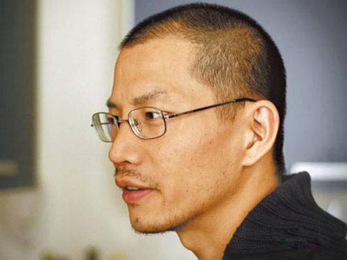 桃红梨白她写李嘉欣林青霞自己也活成了亦舒女郎