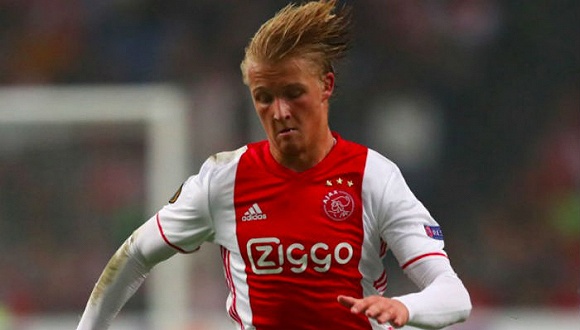 效力于阿贾克斯队的天才少年卡斯帕·多尔贝格仅用时18分钟就完成了