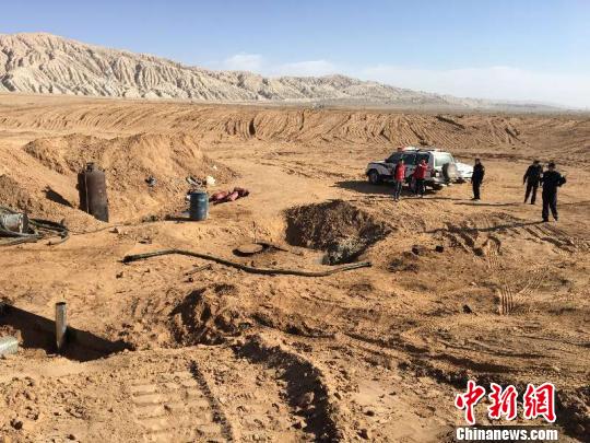 犯罪嫌疑人储藏原油的地点位于海西州花土沟镇 仓烜@ 摄