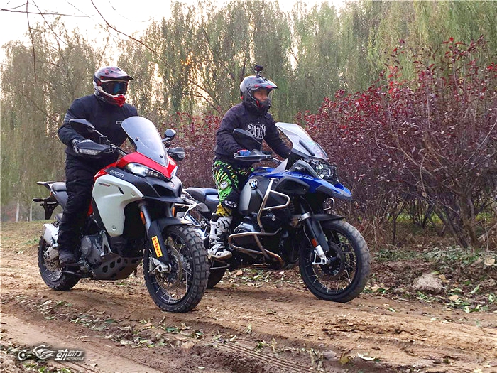 对比测试：新手踢馆 老师父坐镇