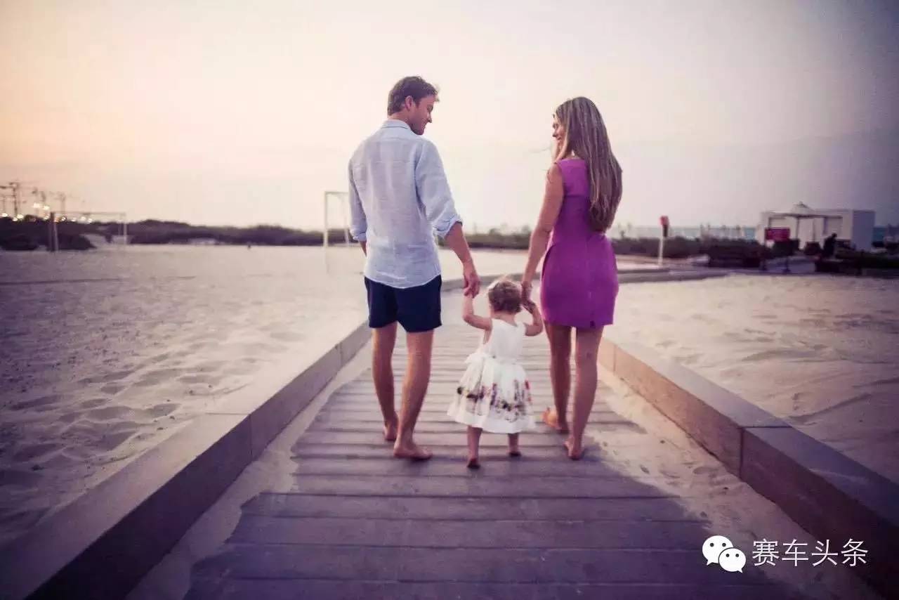 尽管拿到了F1世界冠军 罗斯伯格还是怂了