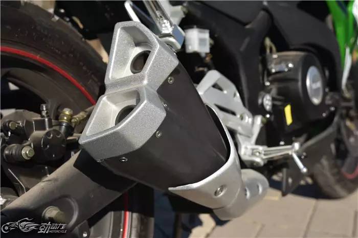 试车：颜值爆表的平民跑车 新感觉RZ35