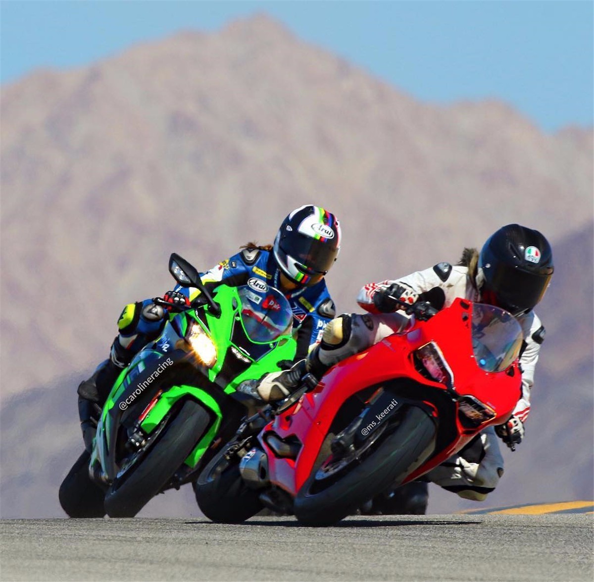 36D大胸妹骑雅马哈R1代步