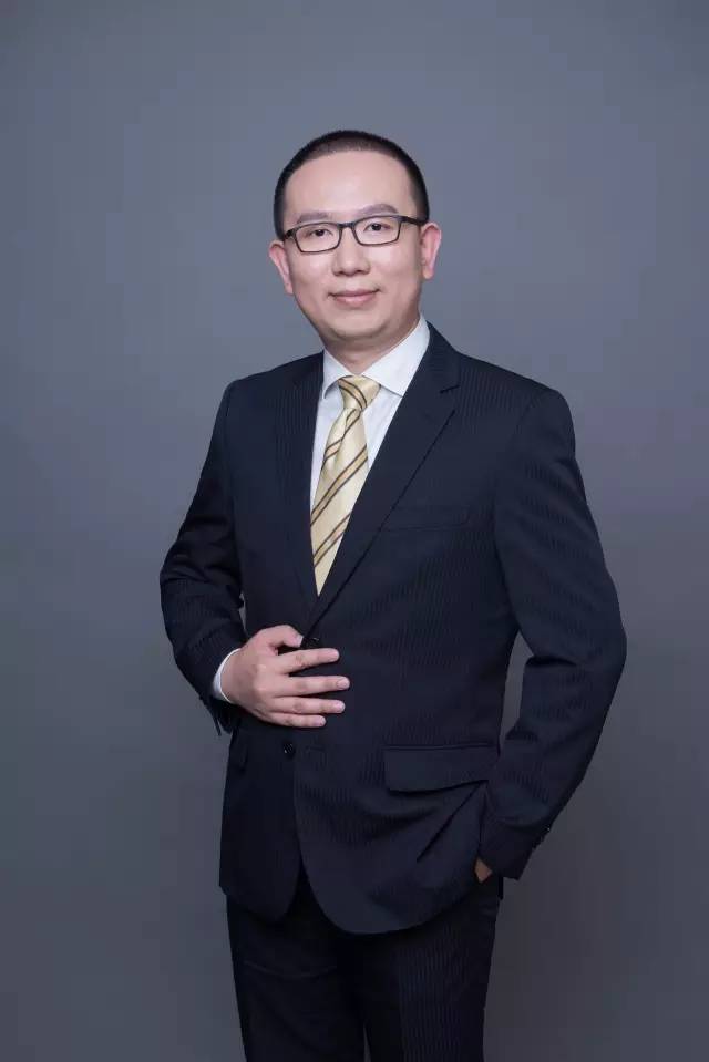 被称为"国泰基金一哥"的杨飞也是一位80后新生代基金经理,专注于中