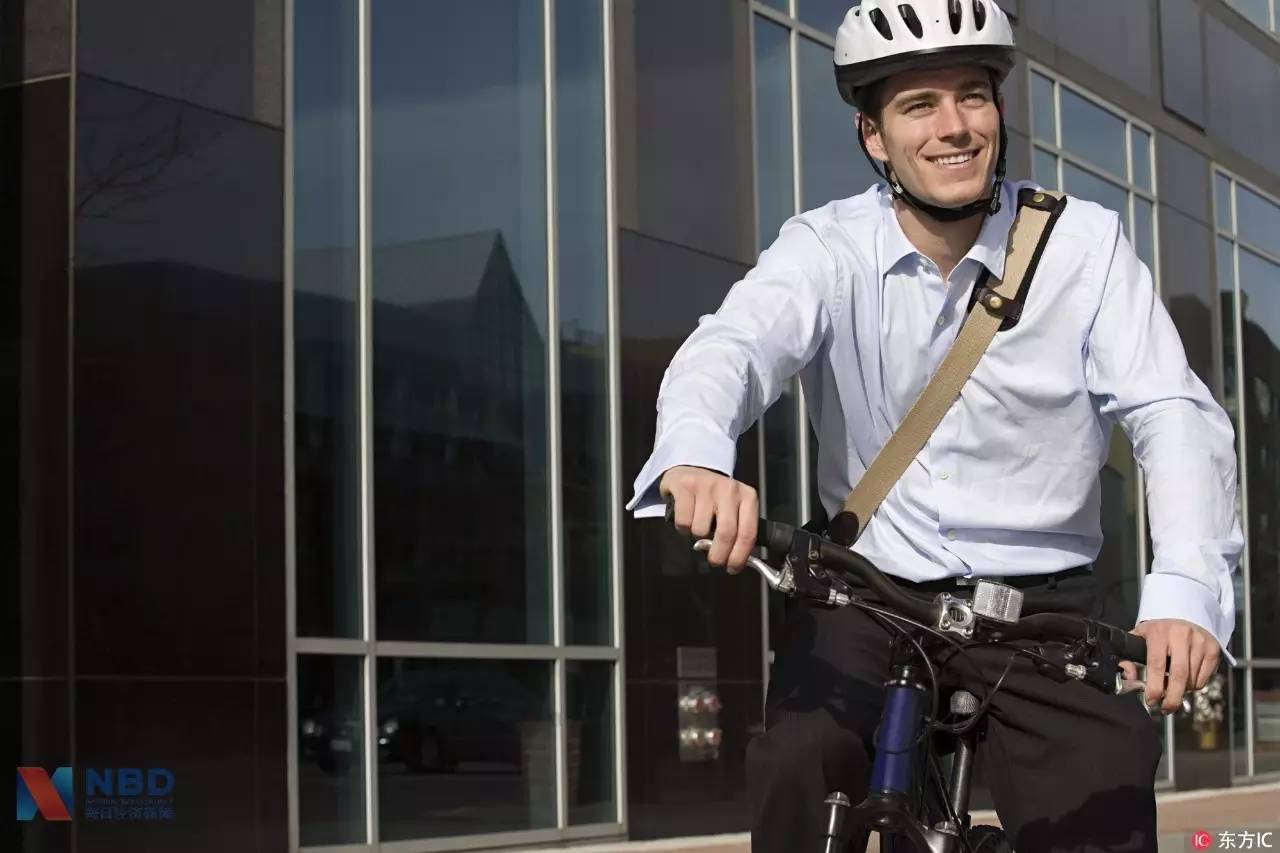 人marco mazzei是一位来自米兰的社交媒体经理,他十分热衷于骑车