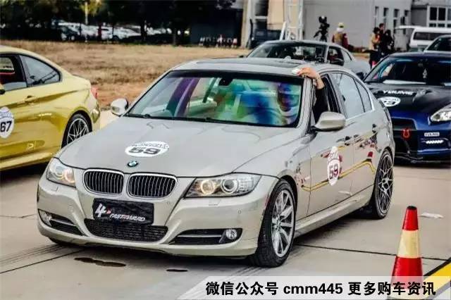 在赛道上，完虐超跑的车竟是TA