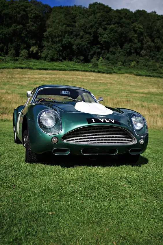 现在还能买到全新的老爷车？