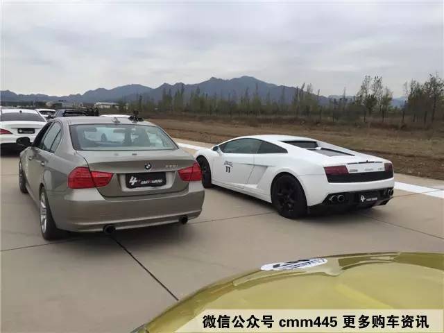 在赛道上，完虐超跑的车竟是TA