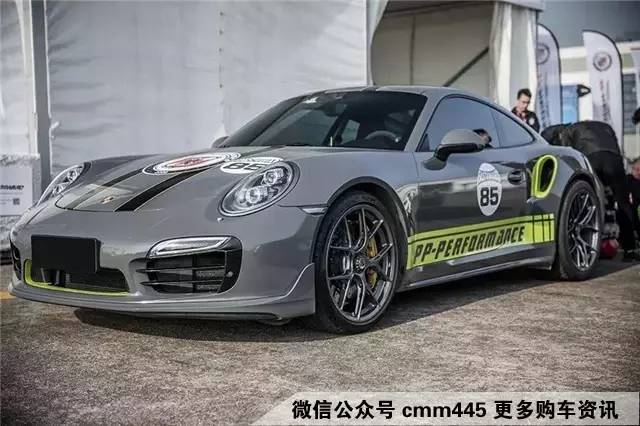 在赛道上，完虐超跑的车竟是TA