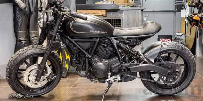 杜卡迪 scrambler改装案例