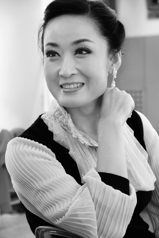 "唱一辈子就是为了保护传承它"_fina