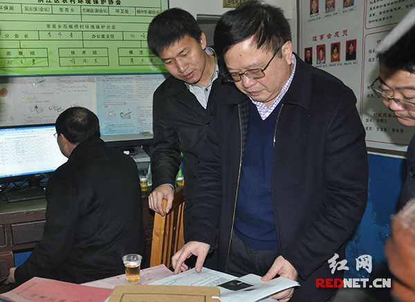 "袖珍小城"洪江区率先整体脱贫摘帽迎检