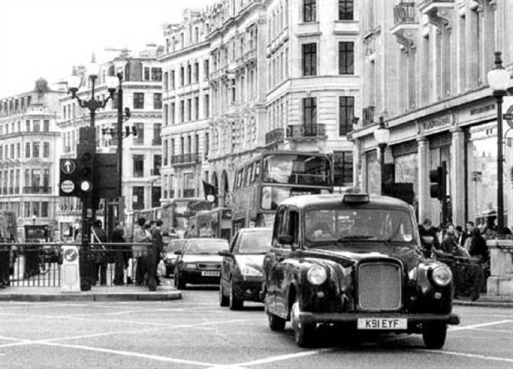 感受城市符号-盘点各国出租车