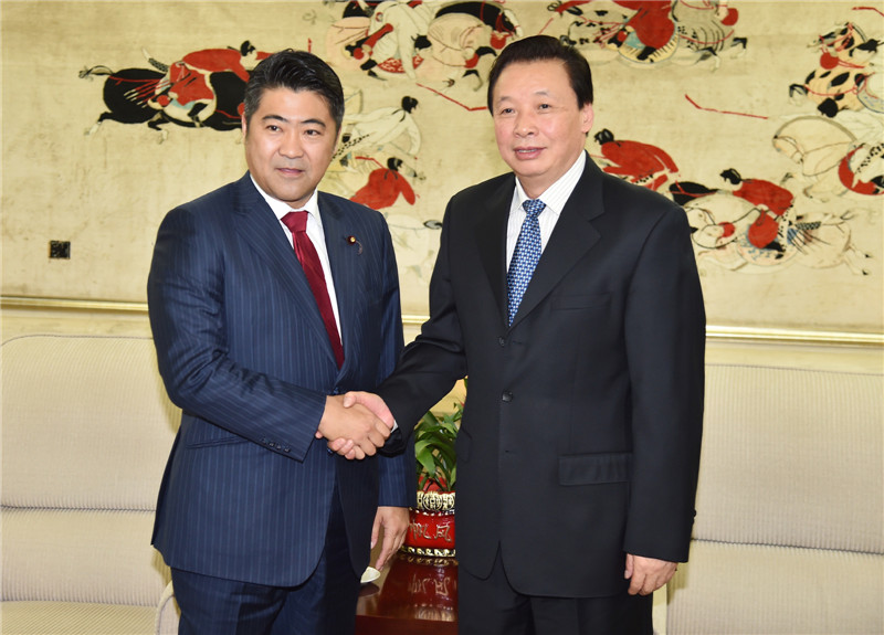 总局领导会见日本客人
