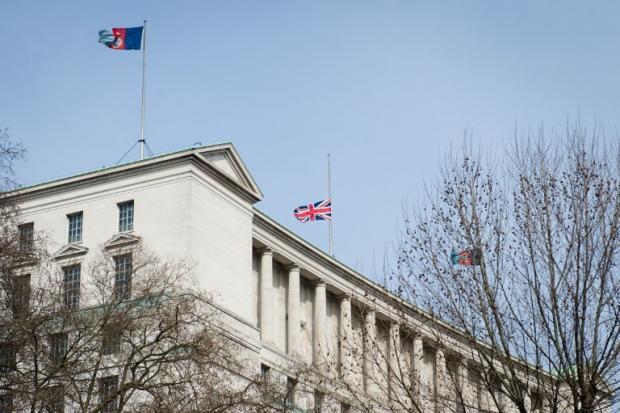 英国国防部18个月遗失700多台电脑 将彻底调查